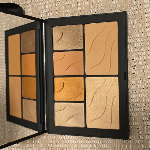 NARS "Summer Lights" Face Palette - Picture 2 of 5